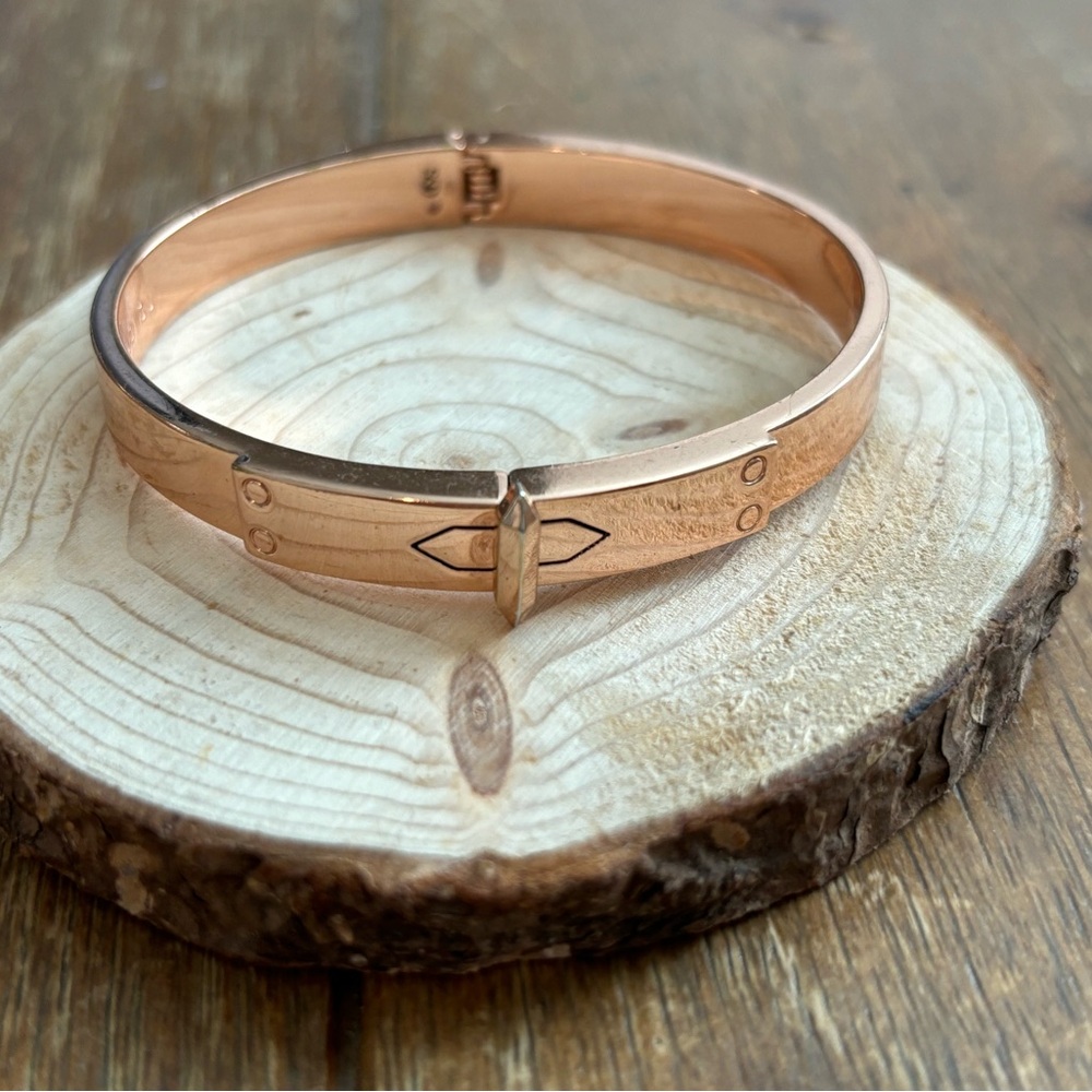 Stella and Dot Rose Gold Bangle